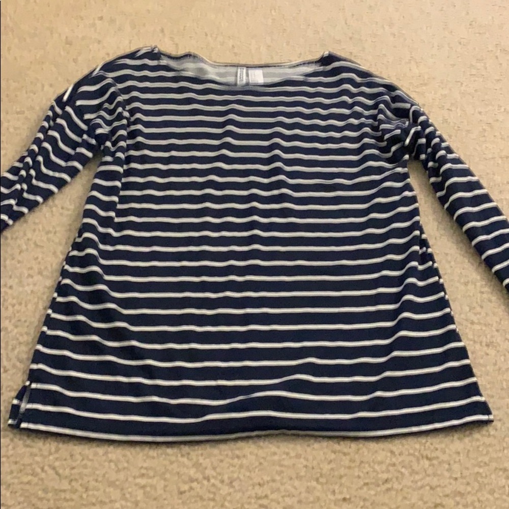 Long sleeve striped  shirt.